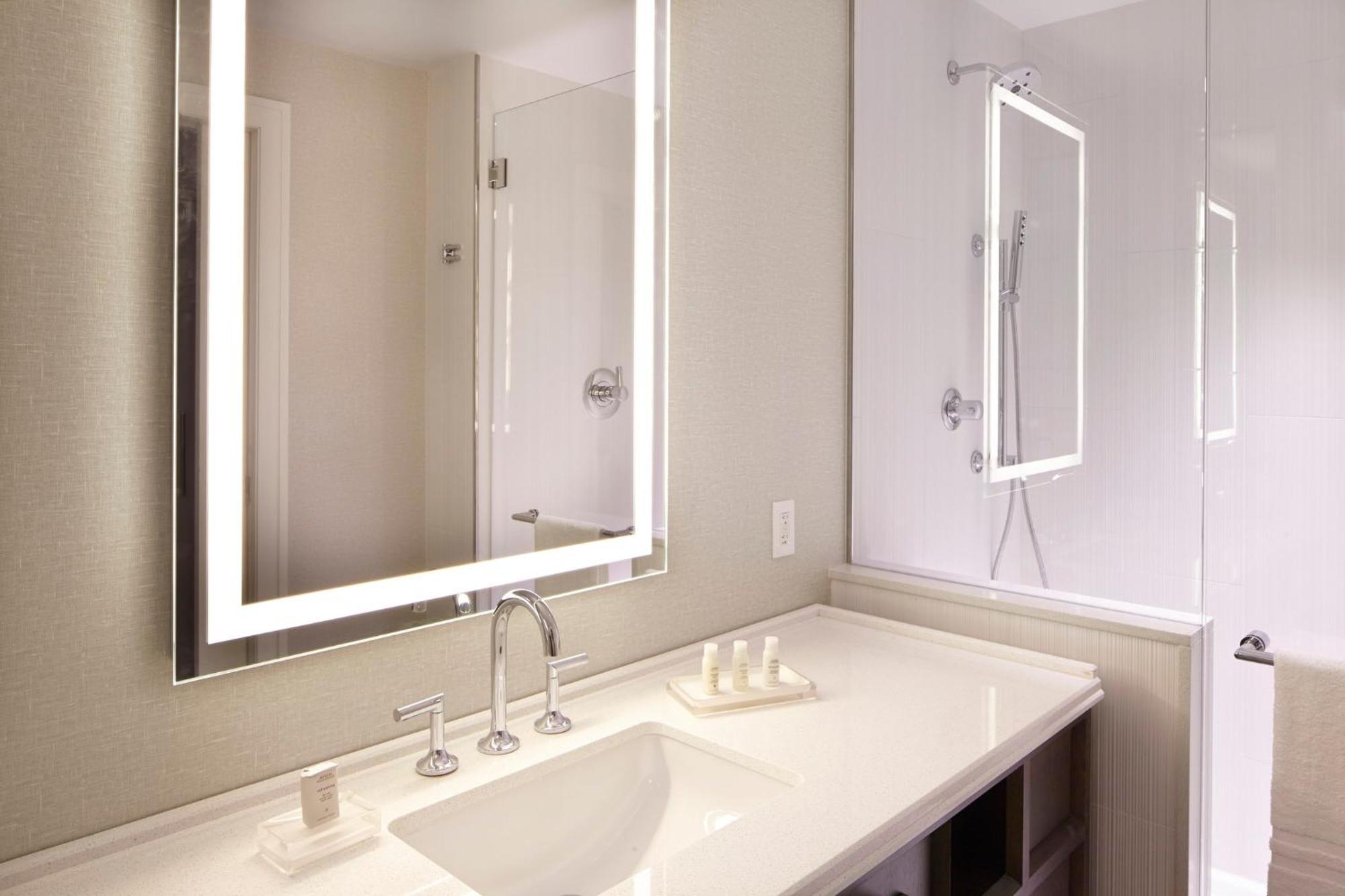 Indigo Downtown By Ihg Atlanta